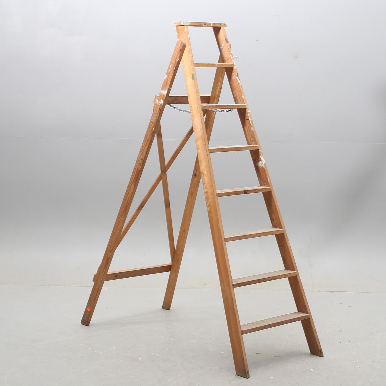 TRAPPSTEGE, trä, klassisk modell.