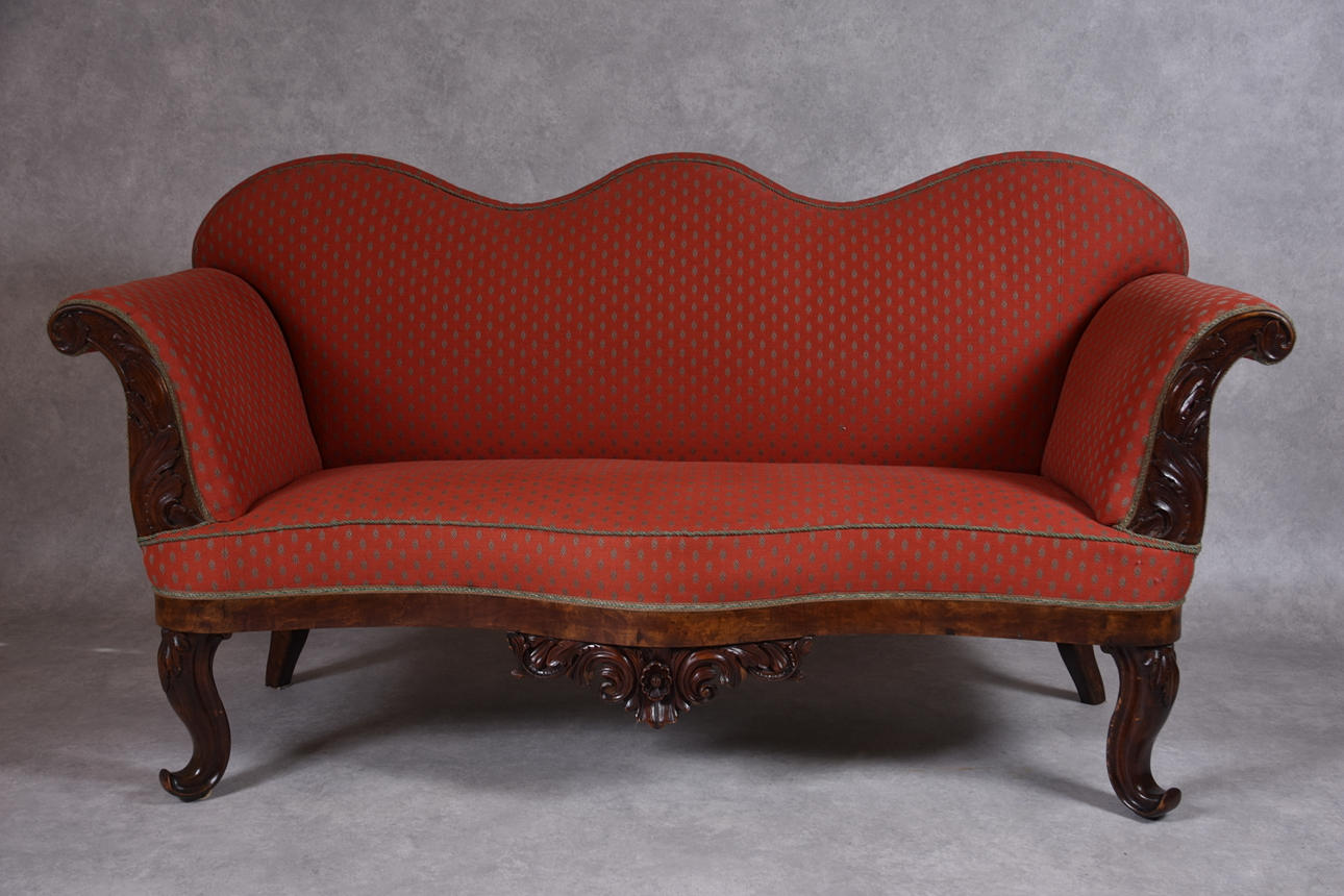 SOFÁ siglo XIX.
