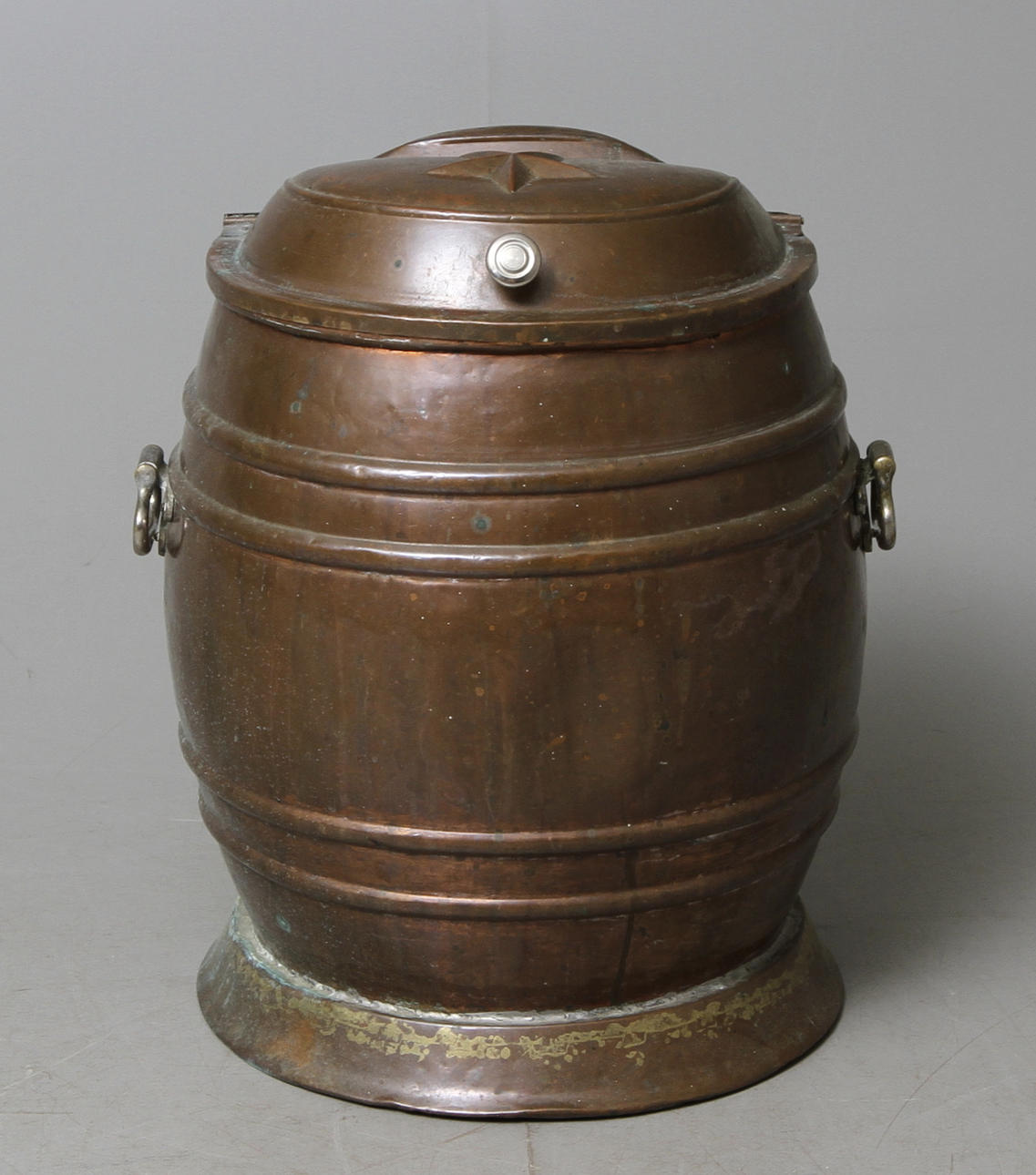 VATTENTUNNA, koppar, 1800-tal.