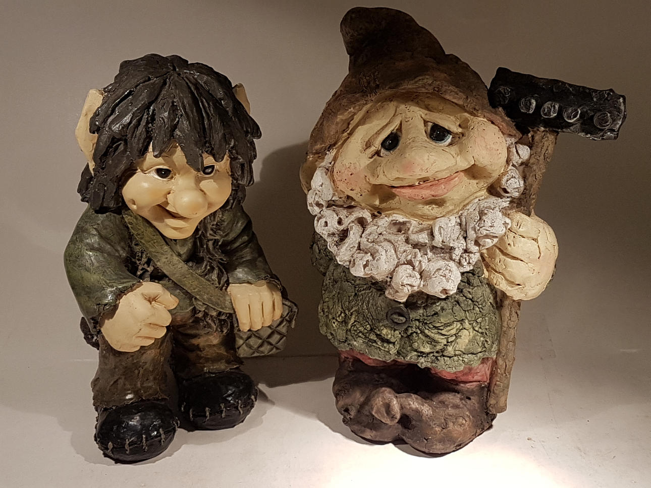 TRÄDGÅRDSTOMTAR/TROLL. 2st.