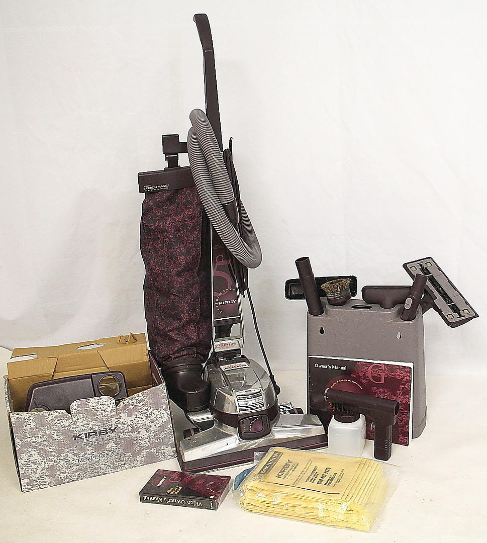 STAUBSAUGER, Kirby, inkl. Zubehör.