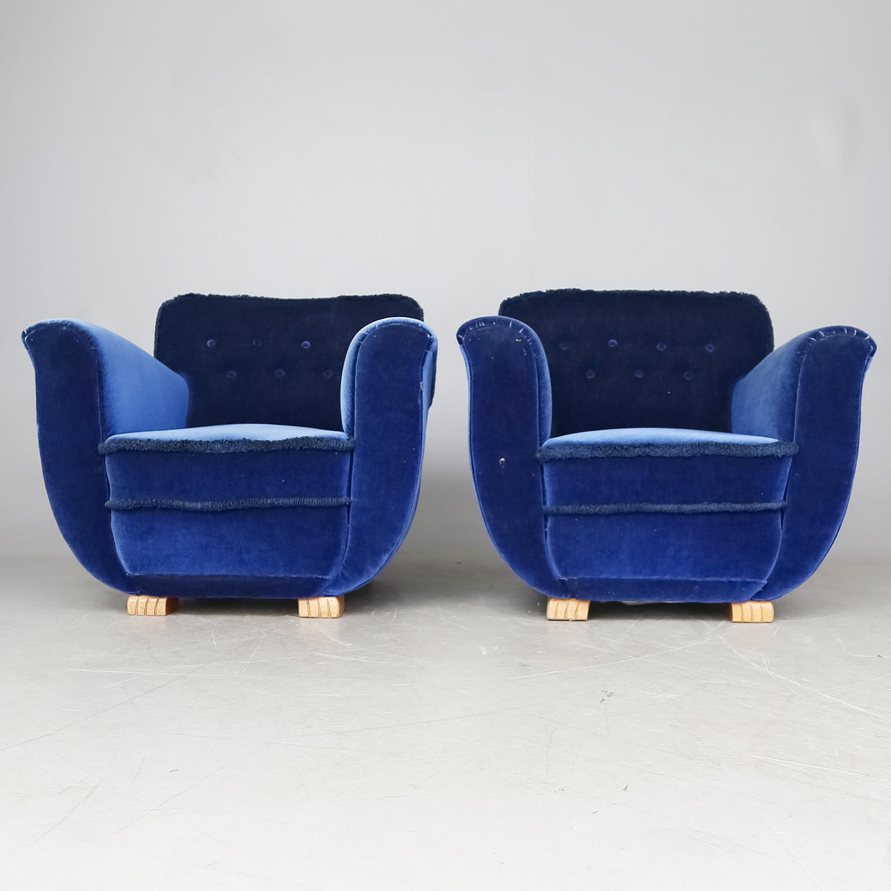 FÅTÖLJER, 1 par, 1900-tal.