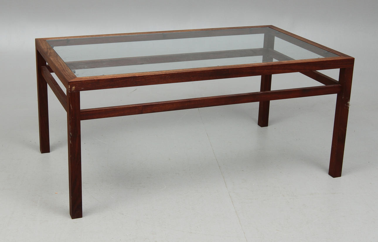 SOFFBORD MED GLASSKIVA, 1900-tal.
