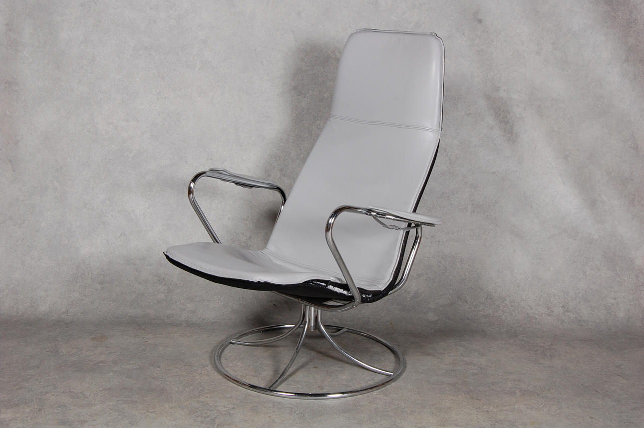 FÅTÖLJ, skinn, 1980-tal.