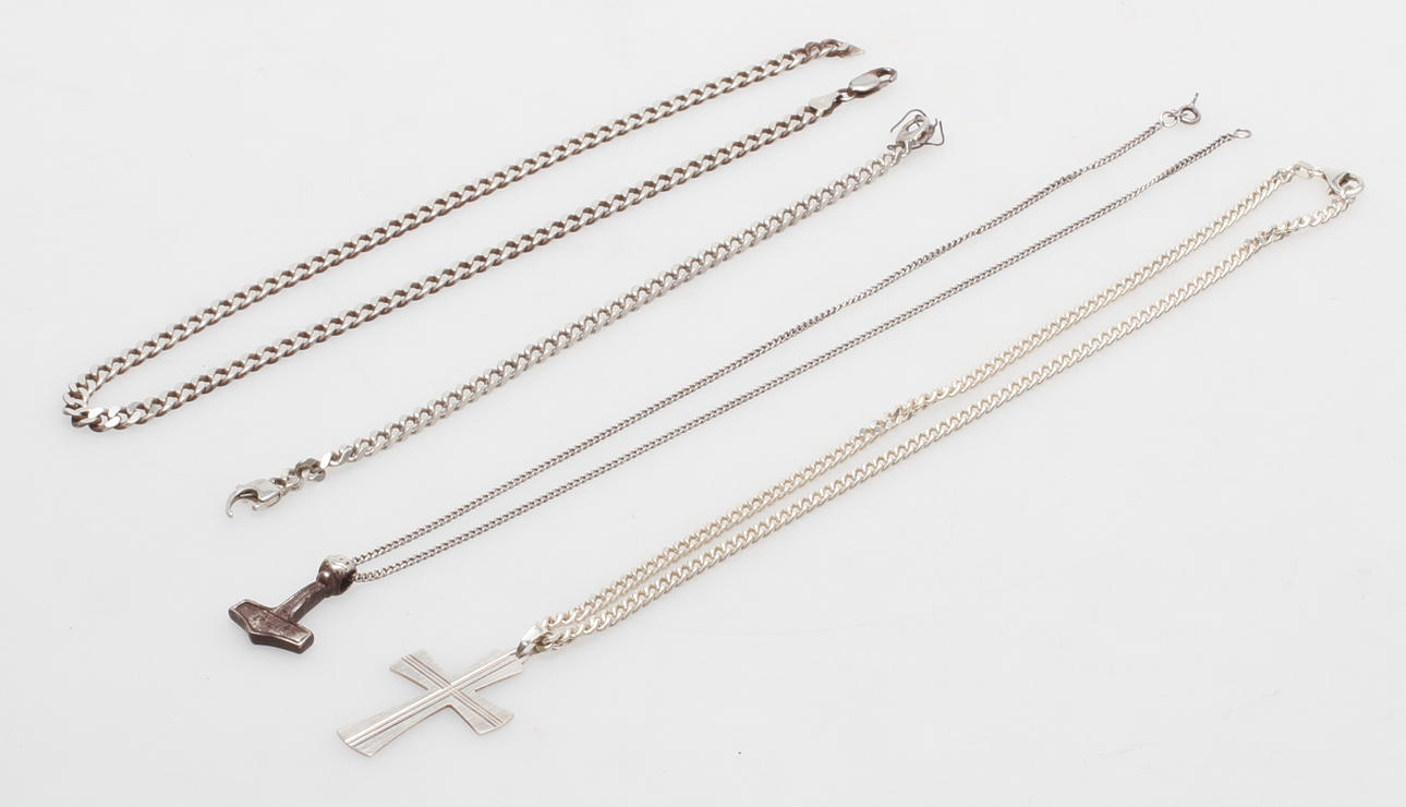 SILVERSMYCKEN, vikt ca 77 gr.