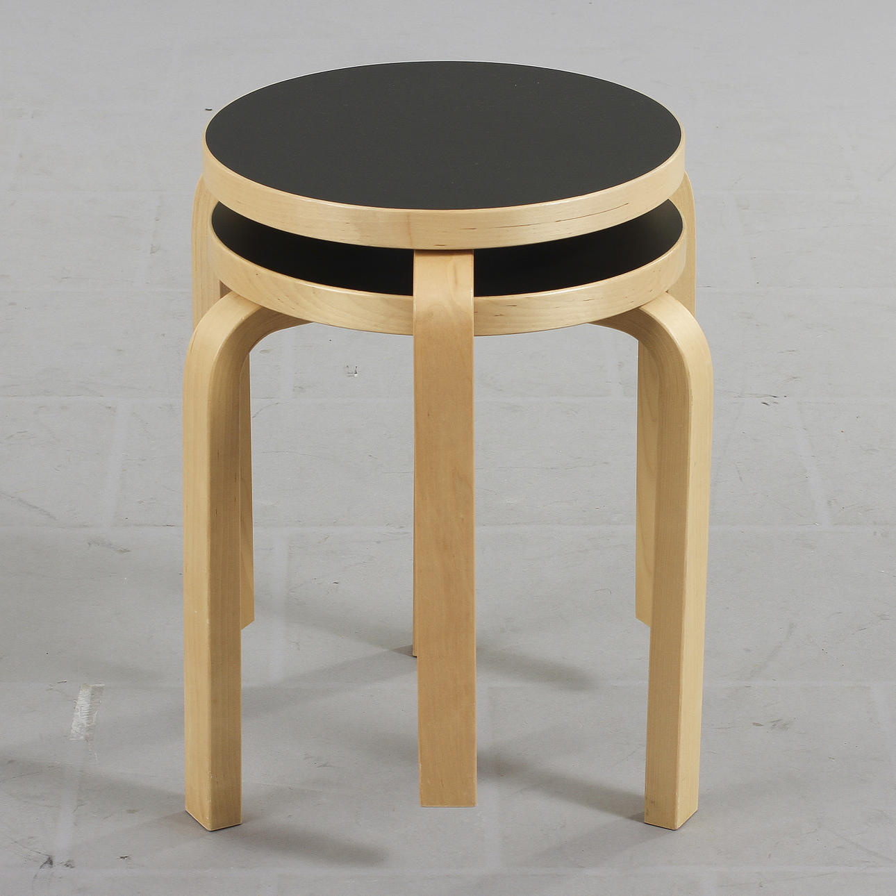 PALLAR, 2 st, Alvar Aalto, Artek, 2000-tal.