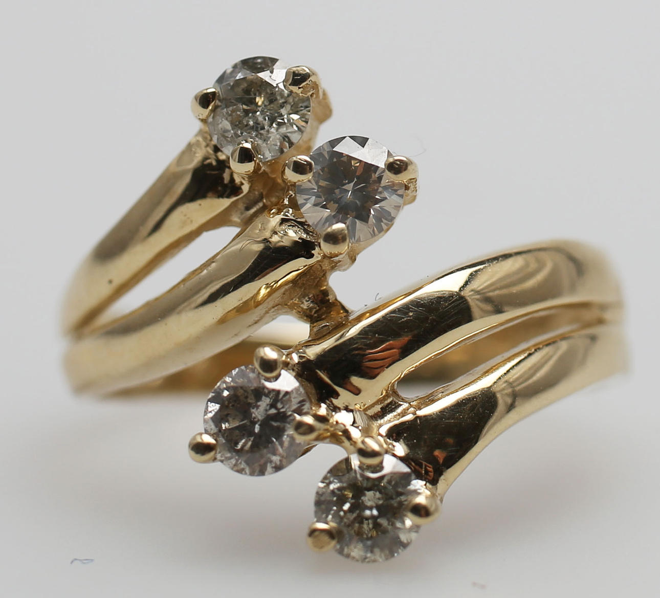 Ring med diamanter, ca 0,70 ct, rödguld, 14K.