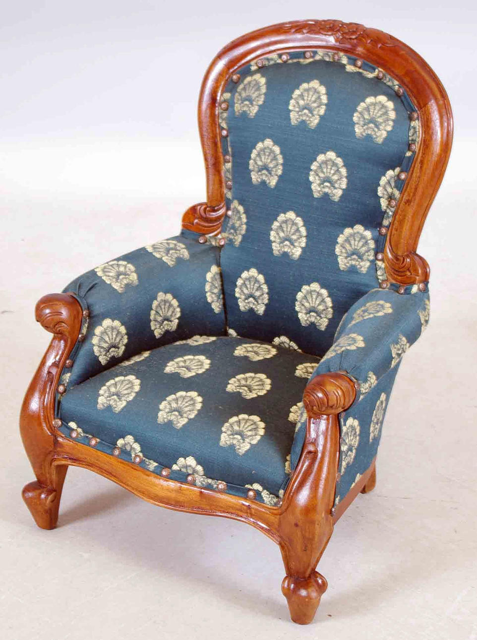 FÅTÖLJ, barnmodell, rokokostil, höjd 54 cm.