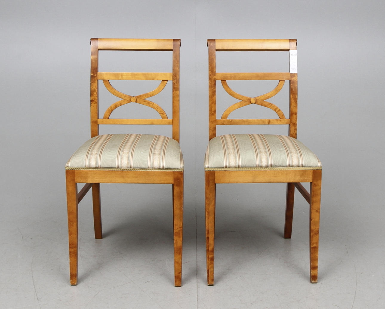 ÖSTGÖTASTOLAR, 2 st, sent 1900-tal.