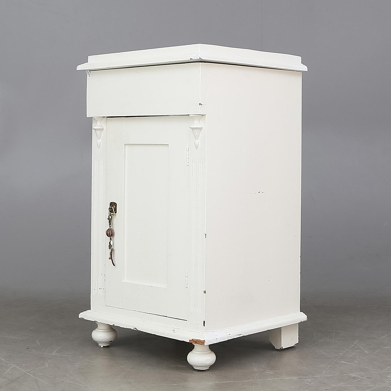 KOMMOD, 18/1900-tal.