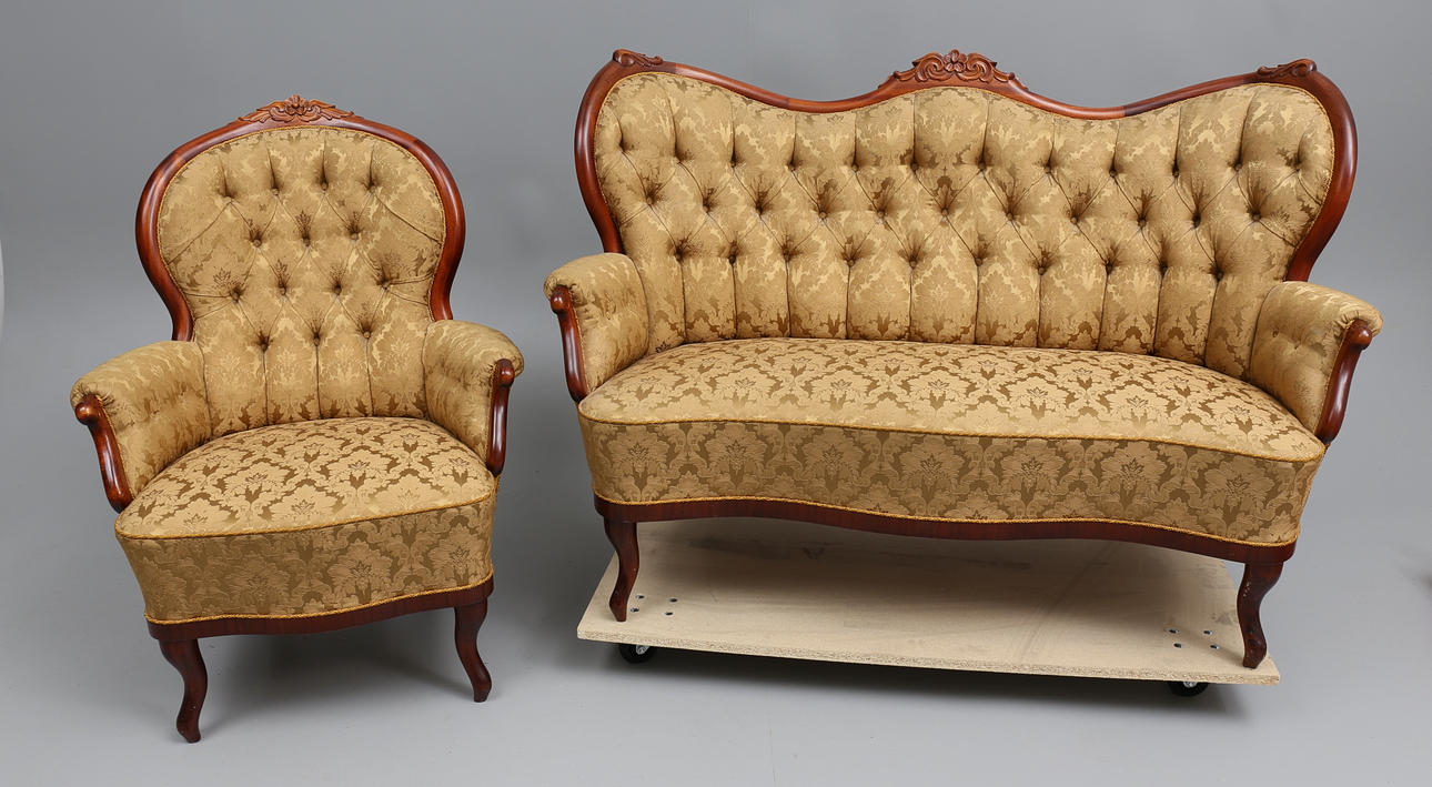 SOFFA SAMT FÅTÖLJ, nyrokoko, 1900-talets mitt.