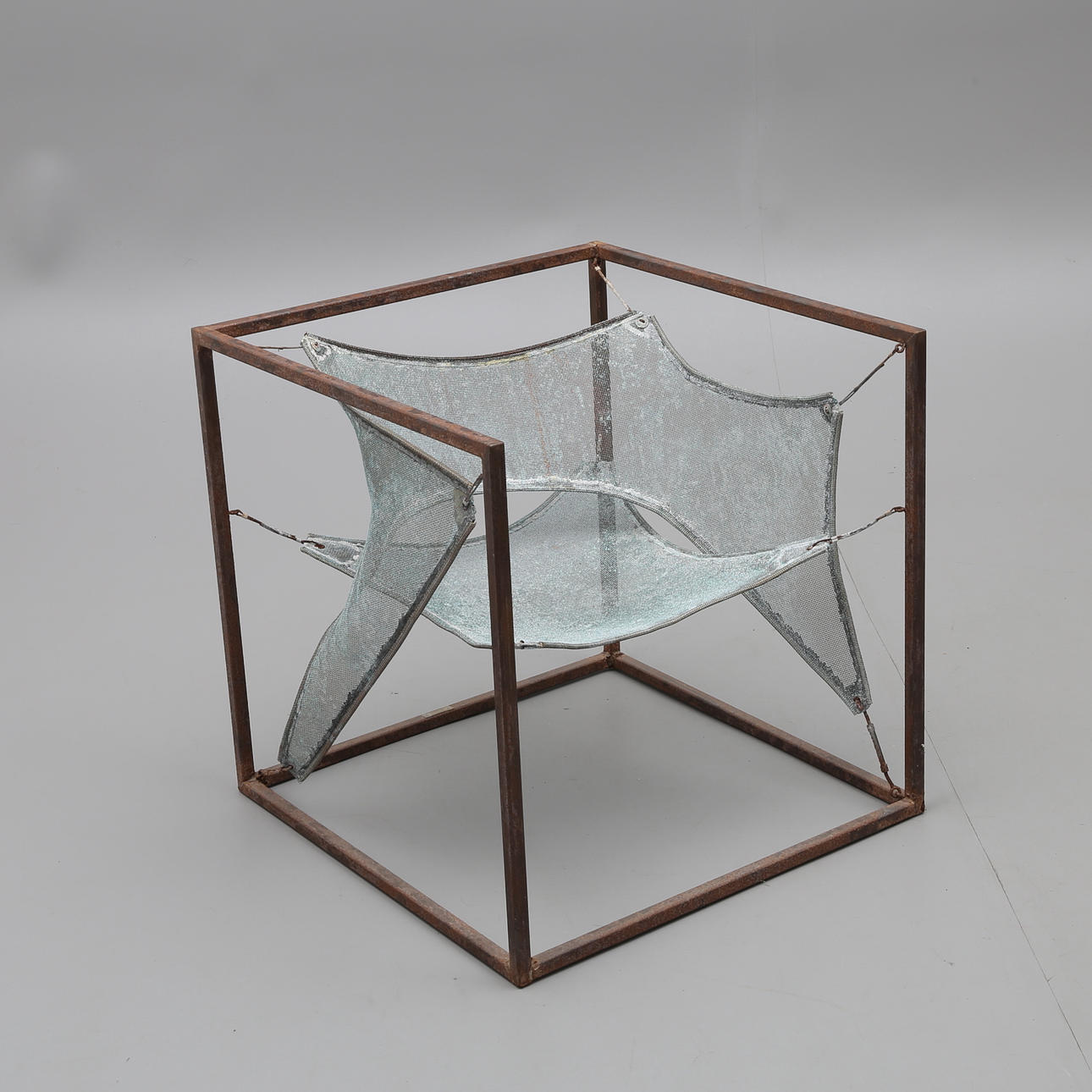 SIGURDUR GUSTAFSSON, "VIENTO", SILLÓN/OBJETO.
