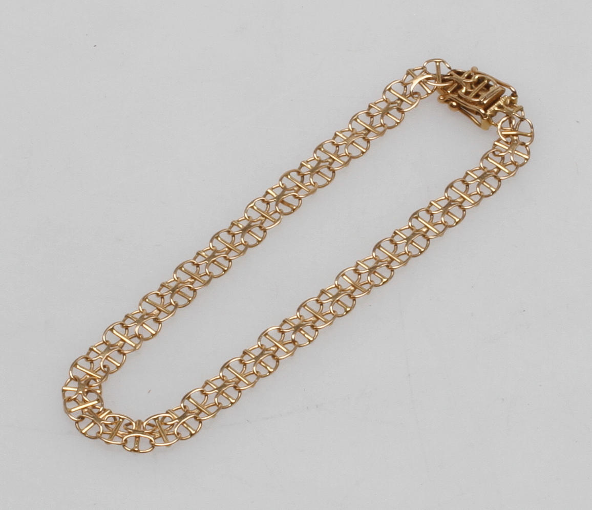 ARMBAND X-LÄNK MED STAV, 18k guld, vikt ca 4,8 gr.