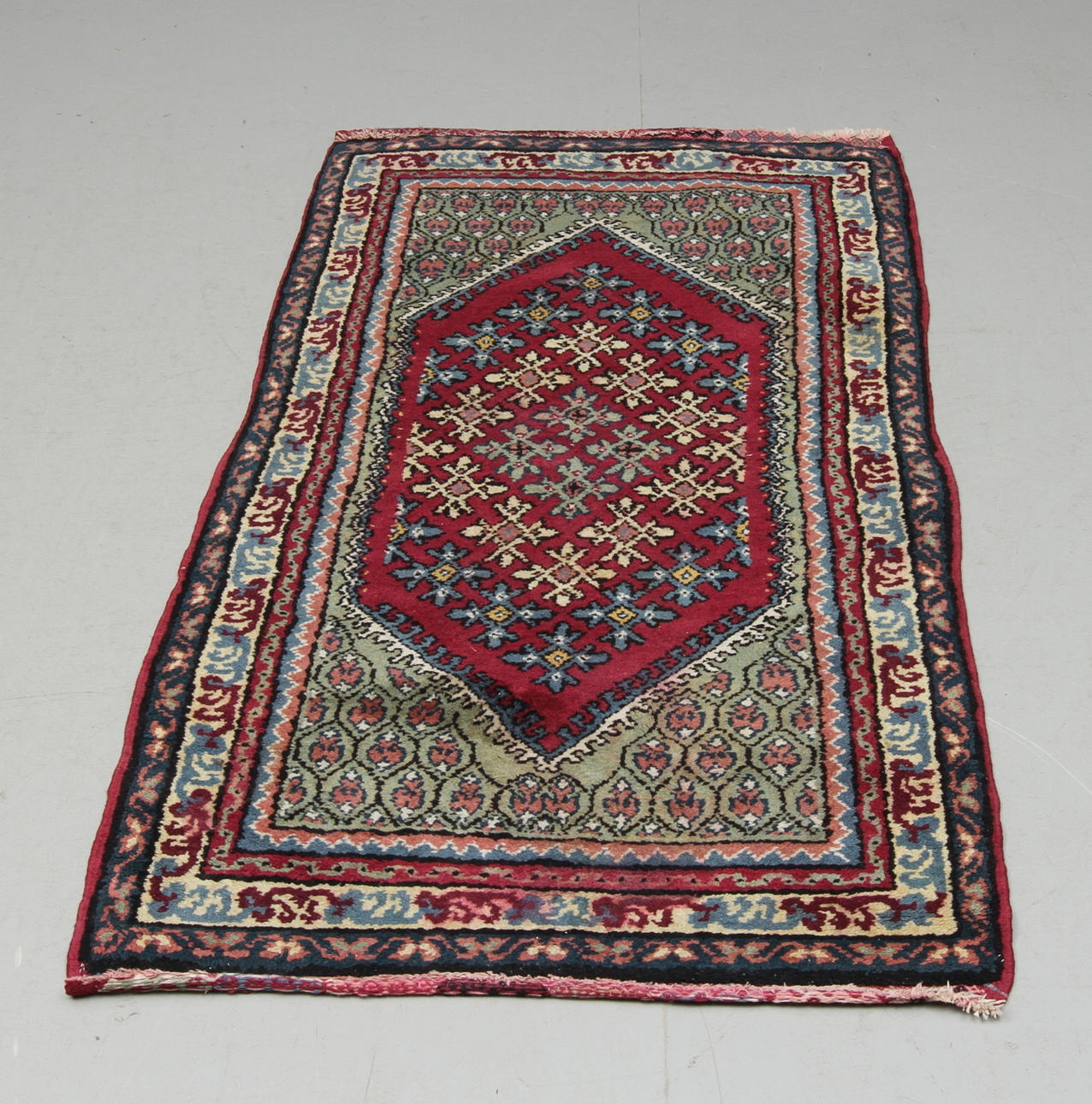 MATTA, orientalisk, semiantik, ca 154 x 88 cm.