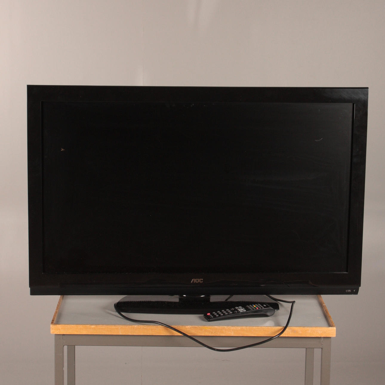 Fernseher, 42", AOC, L42HA91.