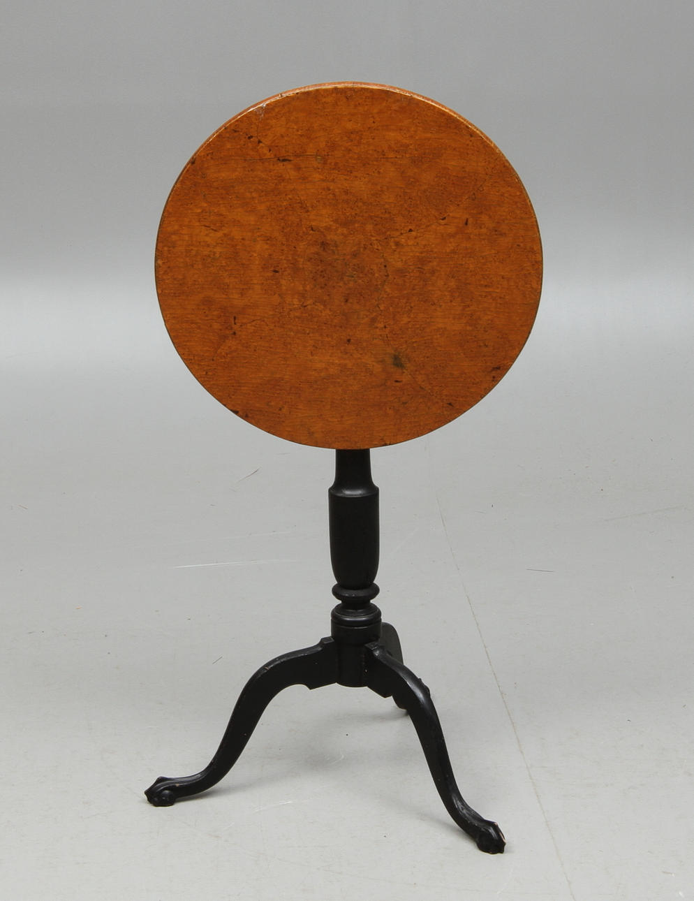 FOLDING TABLE, alrot veneer, 17-1800s.