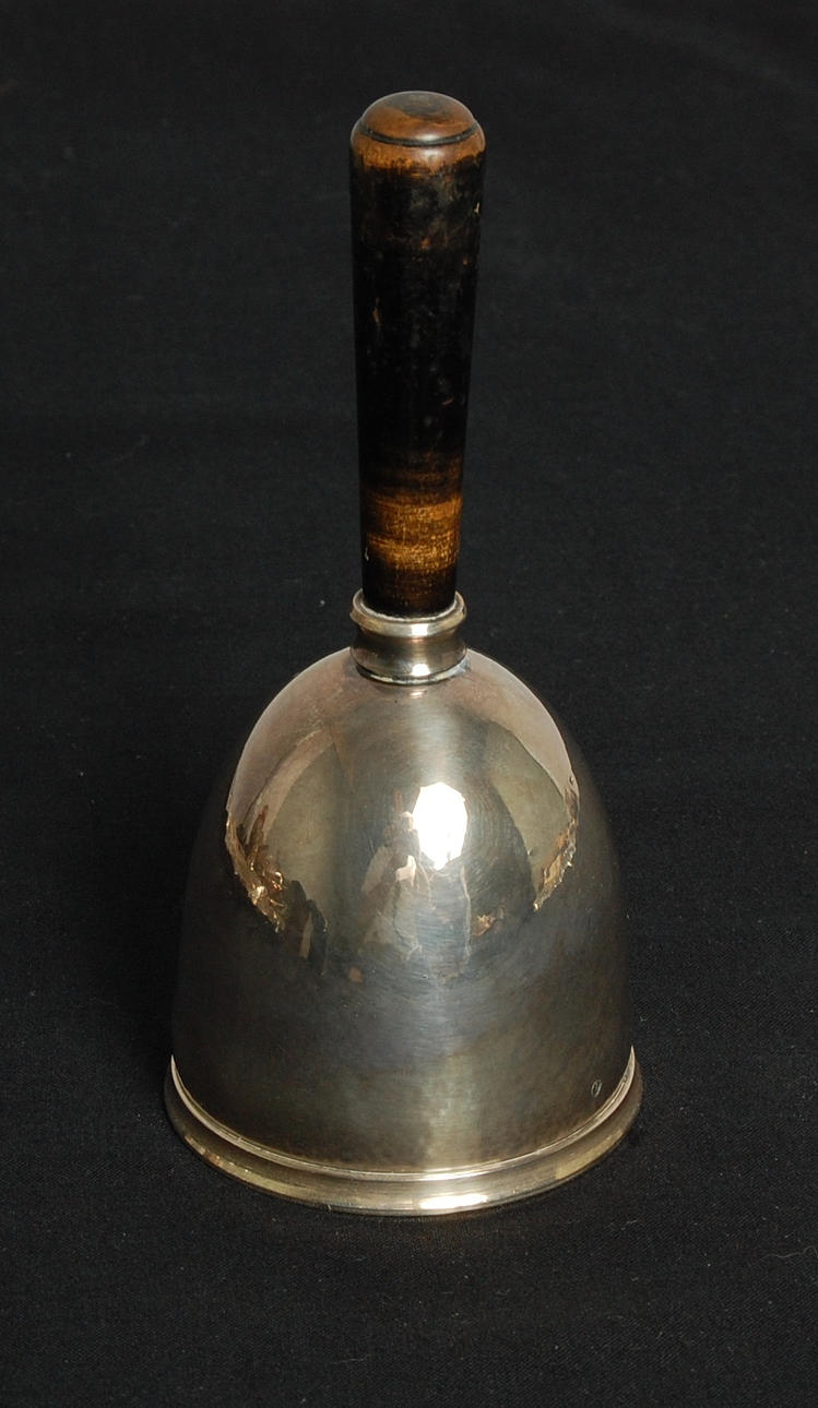 BORDSKLOCKA, nysilver, 1900-tal.