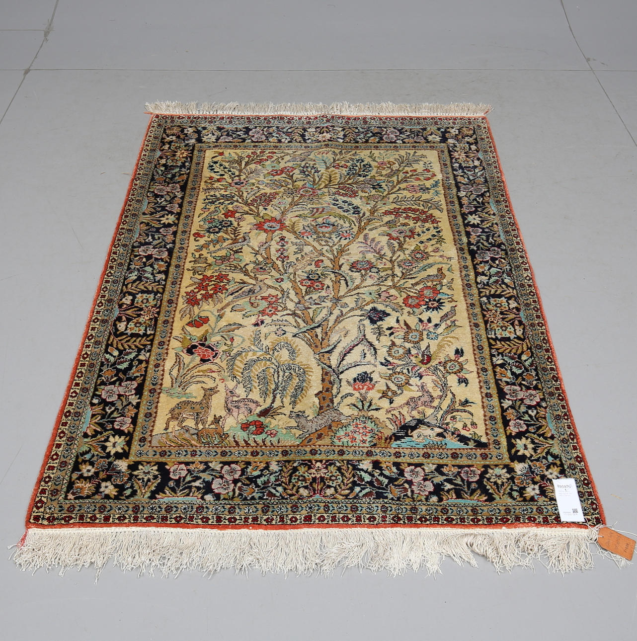 MATTA, ghom, silke, figural. Ca 155 x 109 cm.