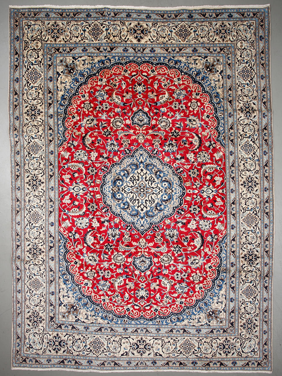 MATTA, persisk, Nain, 330 x 235 cm.