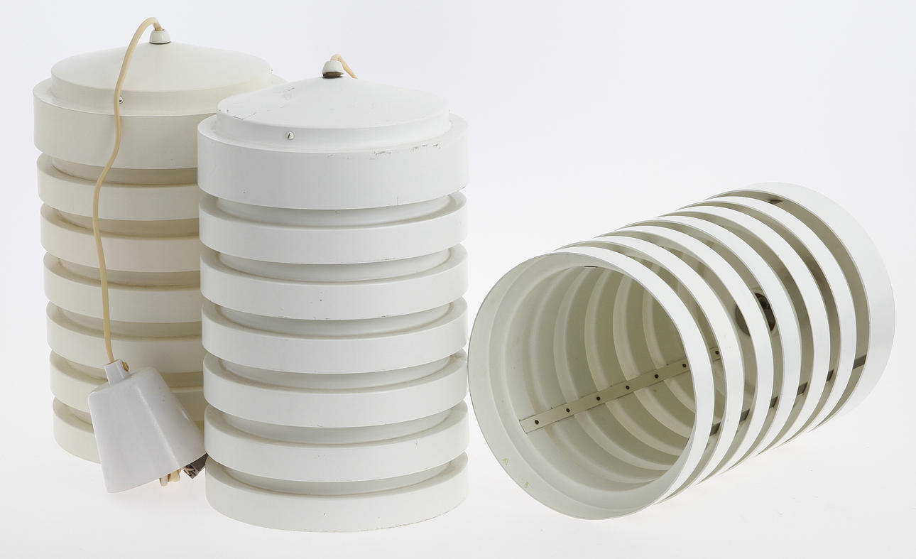 TAKARMATURER, 3 st, vitlackerad metall, Hans-Agne Jakobsson, Markaryd.