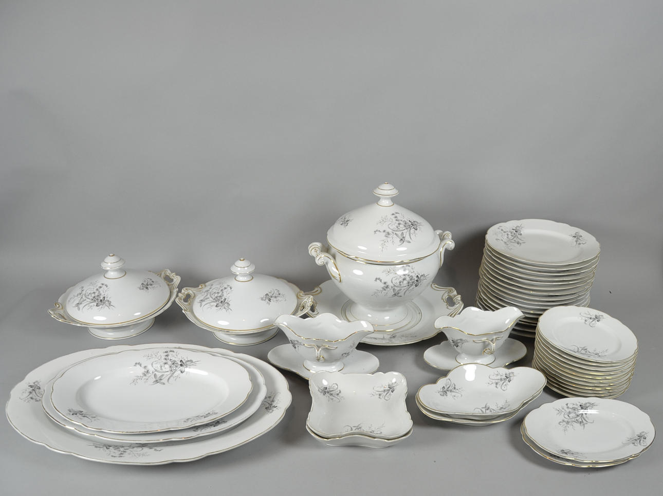 HUTSCHENREUTHER SPEISEGESCHIRR.