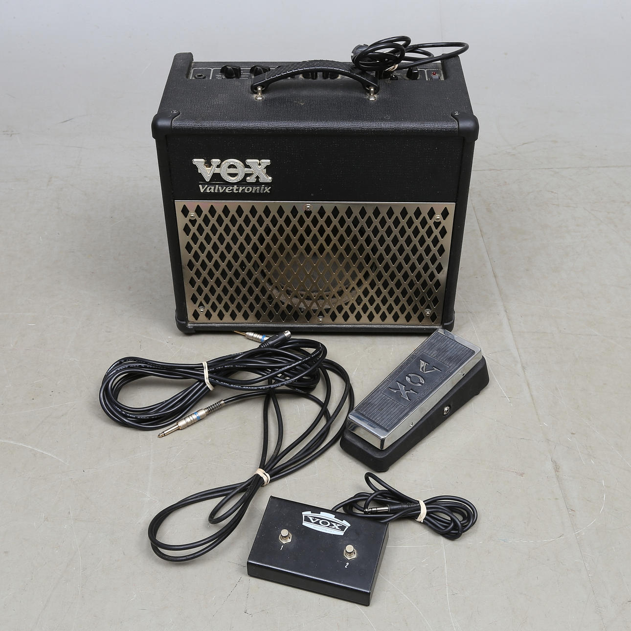 AMPLIFICADOR, VOX Valvetronix AD15VT.