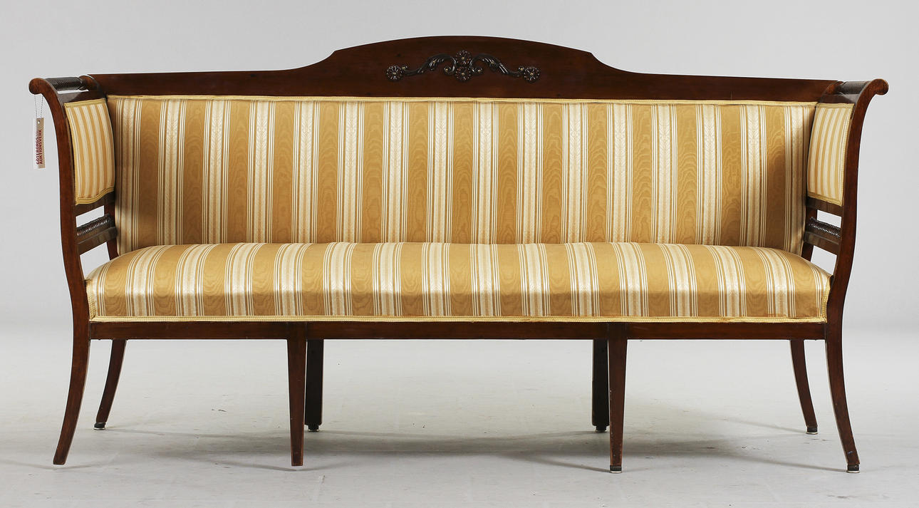 SOFFA, Empirestil 1800/1900-tal. Mahogny.