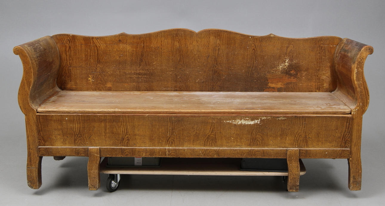 TRÄSOFFA, sent 1800-tal.