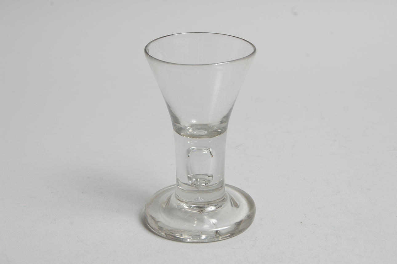 SPETSGLAS, 1700-tal.