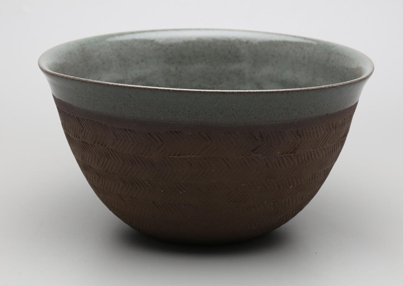 SIGNE PERSSON MELIN. SKÅL, stengods.