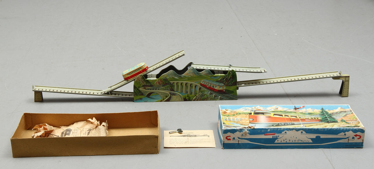 TECHNOFIX TÅGBANA, U.S. ZONE Germany, urverk. Originalkartong.