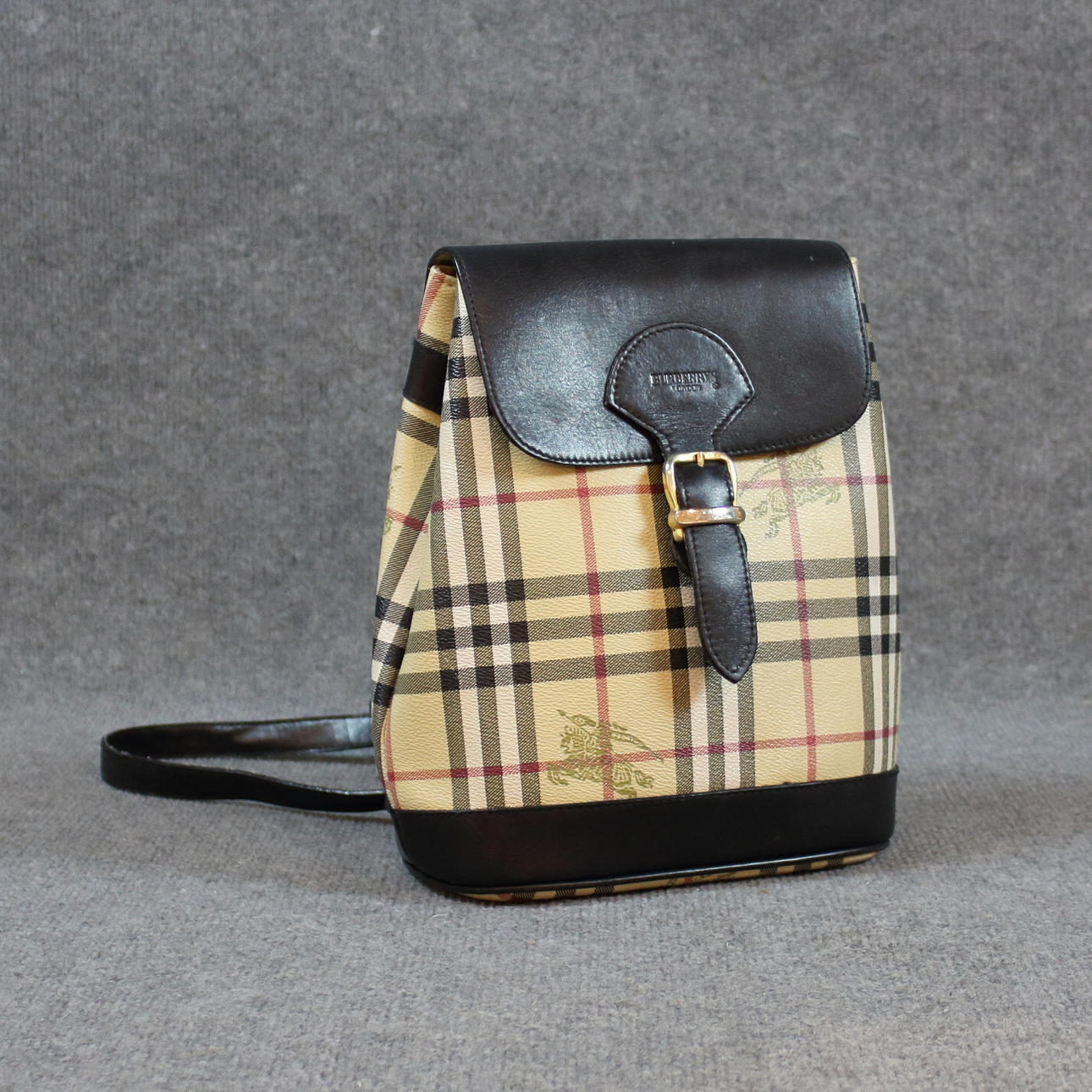 HANDVÄSKA BURBERRY, ryggsäcksmodell.