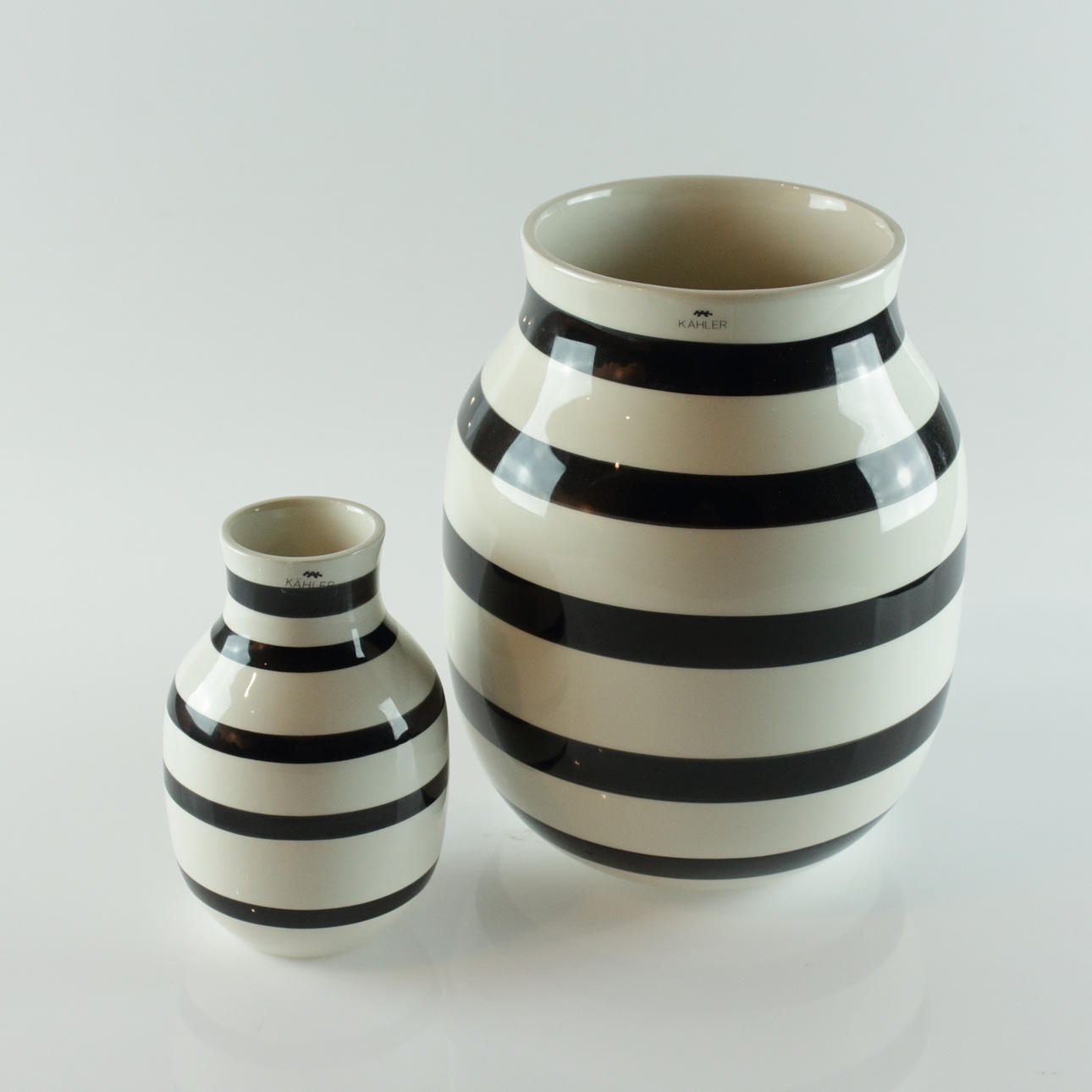 VAS, 2 kpl, keraaminen, "Omaggio", Kähler.