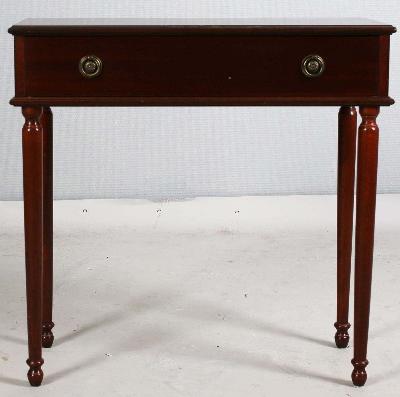 DAMARBETSBORD, gustaviansk stil, 1900-talets andra hälft.