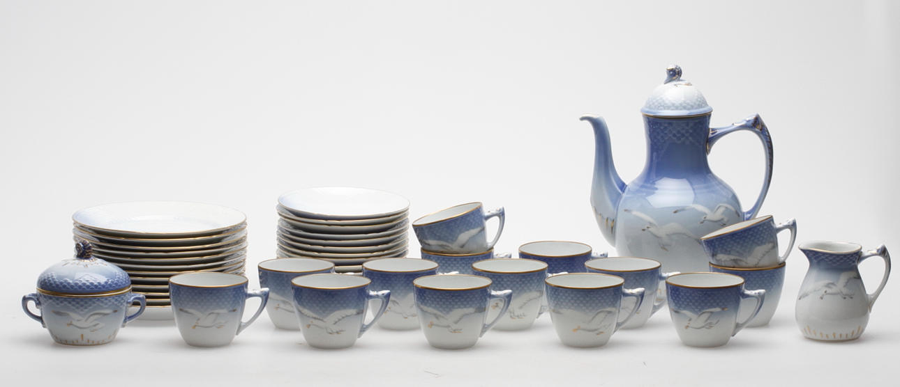 KAFFESERVIS, 29 delar, porslin, "Blå Måsen", Bing & Gröndal, Danmark.