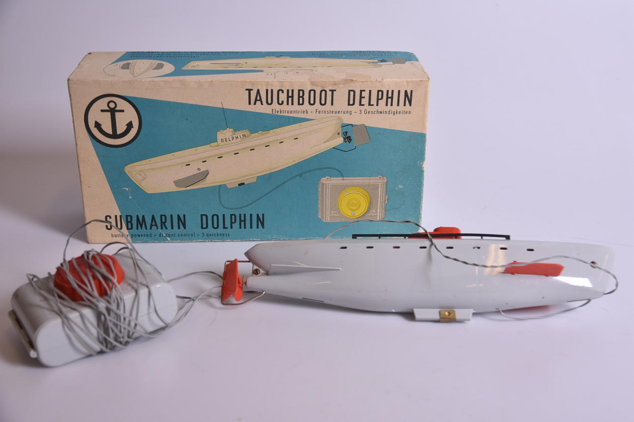 TOY SUBMARINE in original box 1950s.