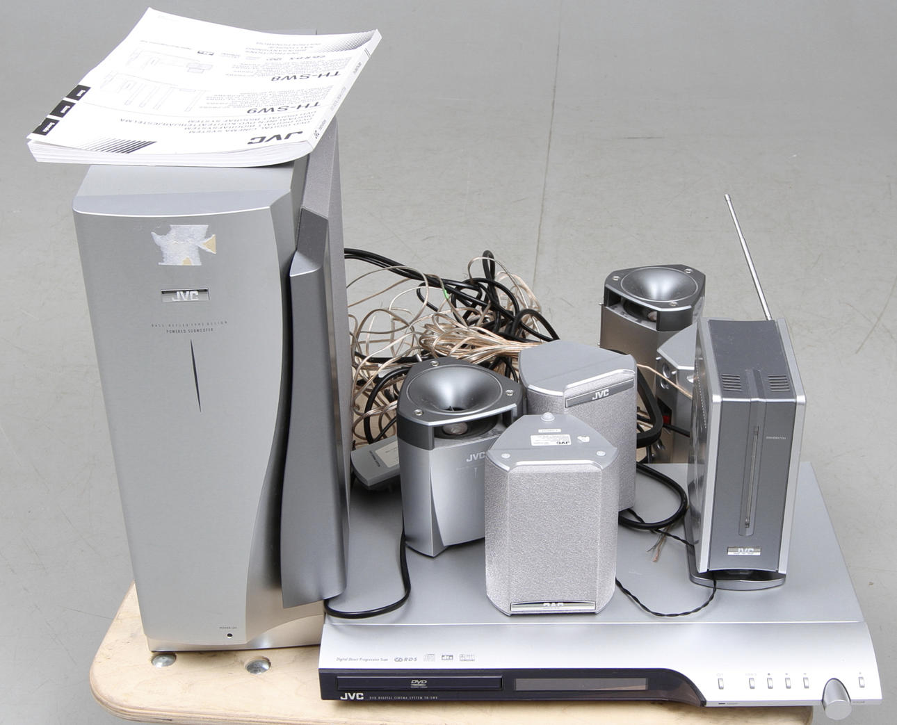 HEMMABIOSYSTEM, JVC.