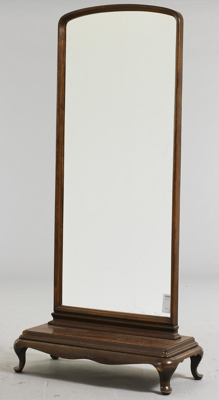 GOLVSPEGEL, rokokostil, 1900-tal.