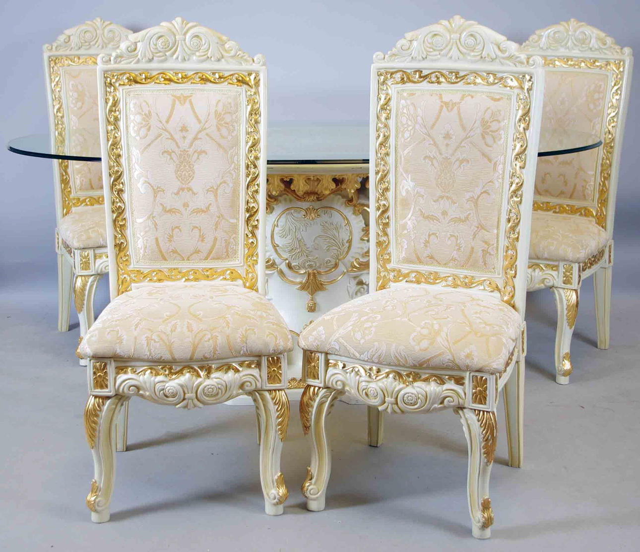 MATSALSGRUPP, vitmålad med förgyllning.