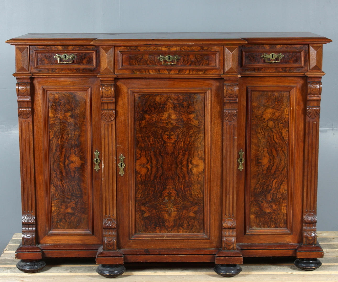 SCHRANK, 18.-19. Jahrhundert, Empire-Stil.