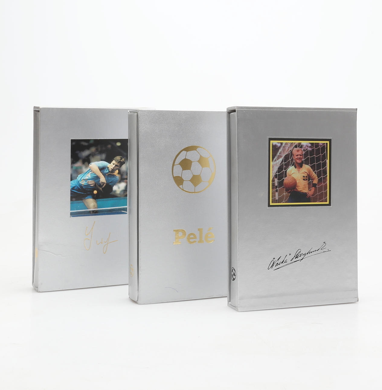 SAMLARBÖCKER, 3 st, med autografer.