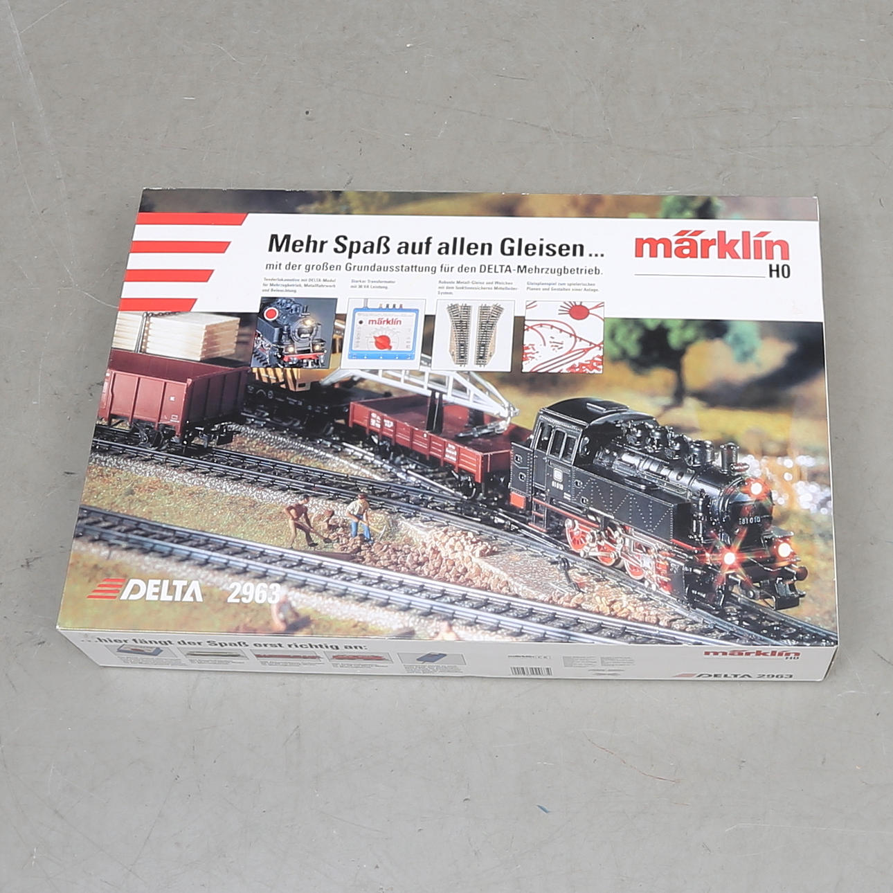MÄRKLIN starter kit DELTA 2963 in original box.