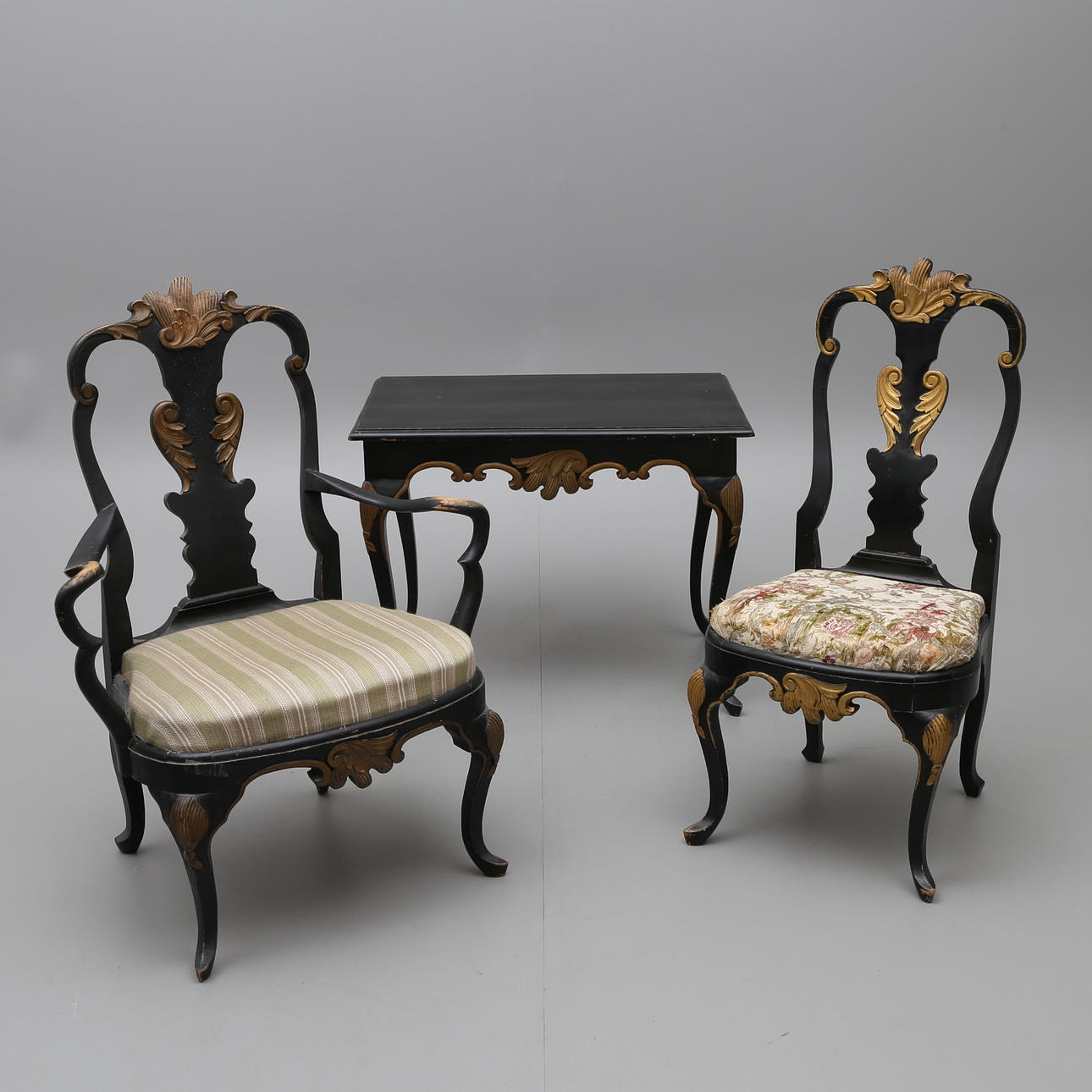 MUEBLES ESTILO ROCOCO, 3 piezas. alrededor de 1900.
