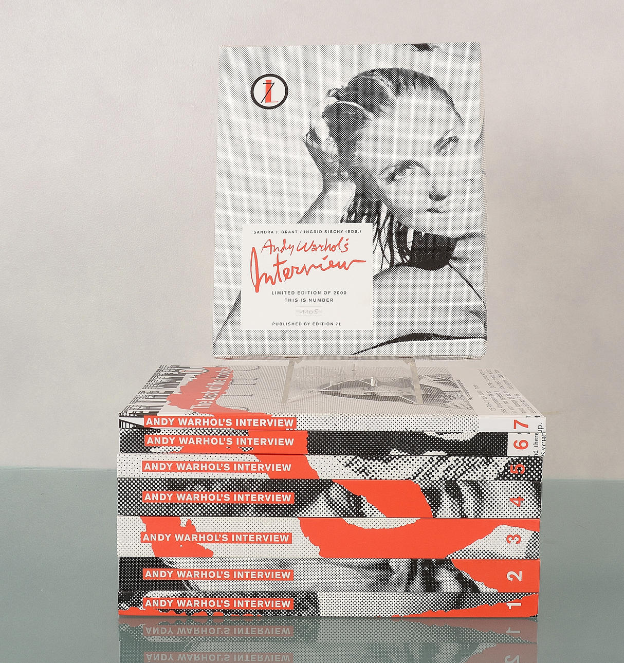 ANDY WARHOL. Interview, 6 Bücher und Katalog.