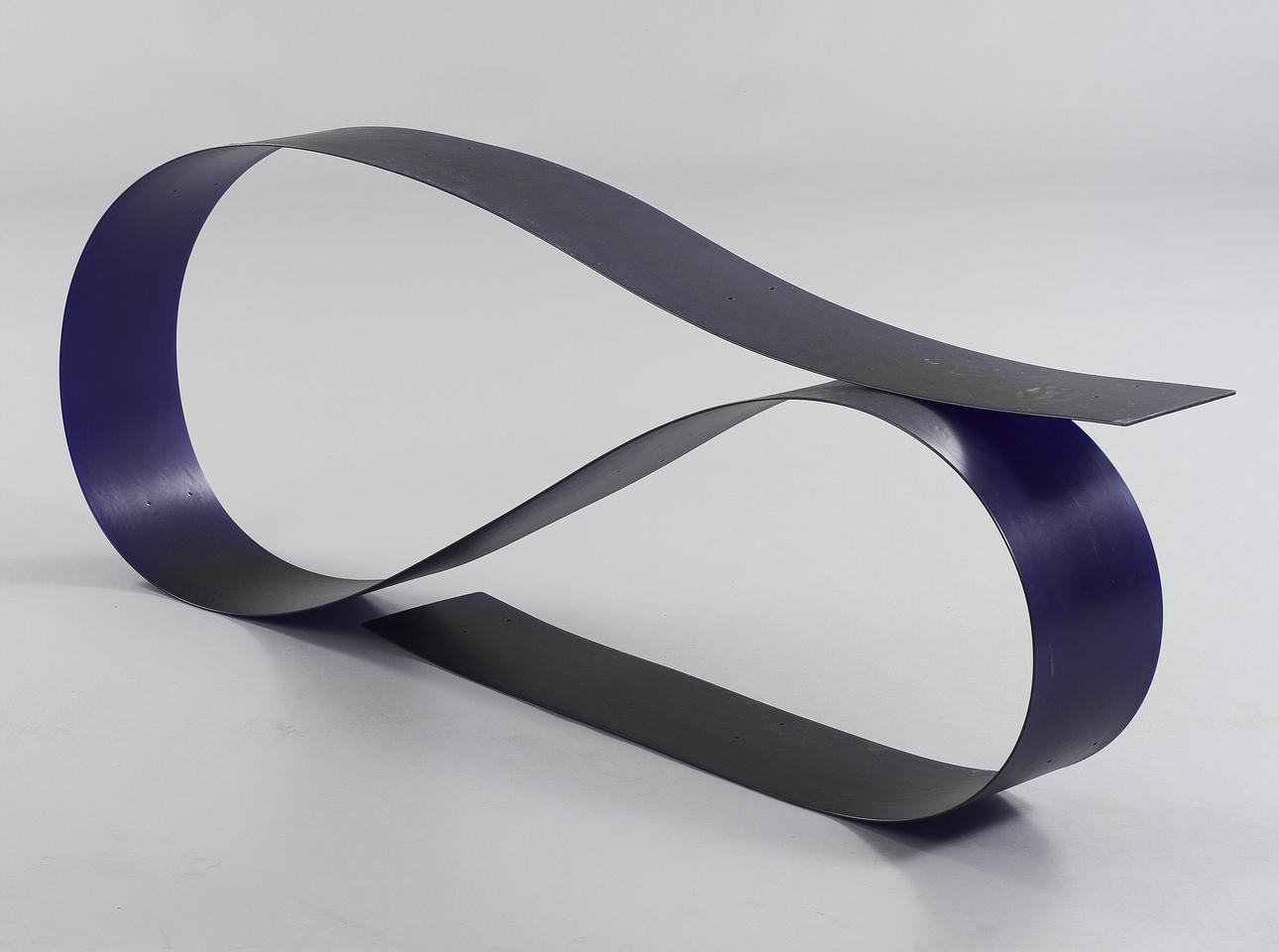 VÄGGHYLLA, "Bookworm", design Ron Arad, Kartell.