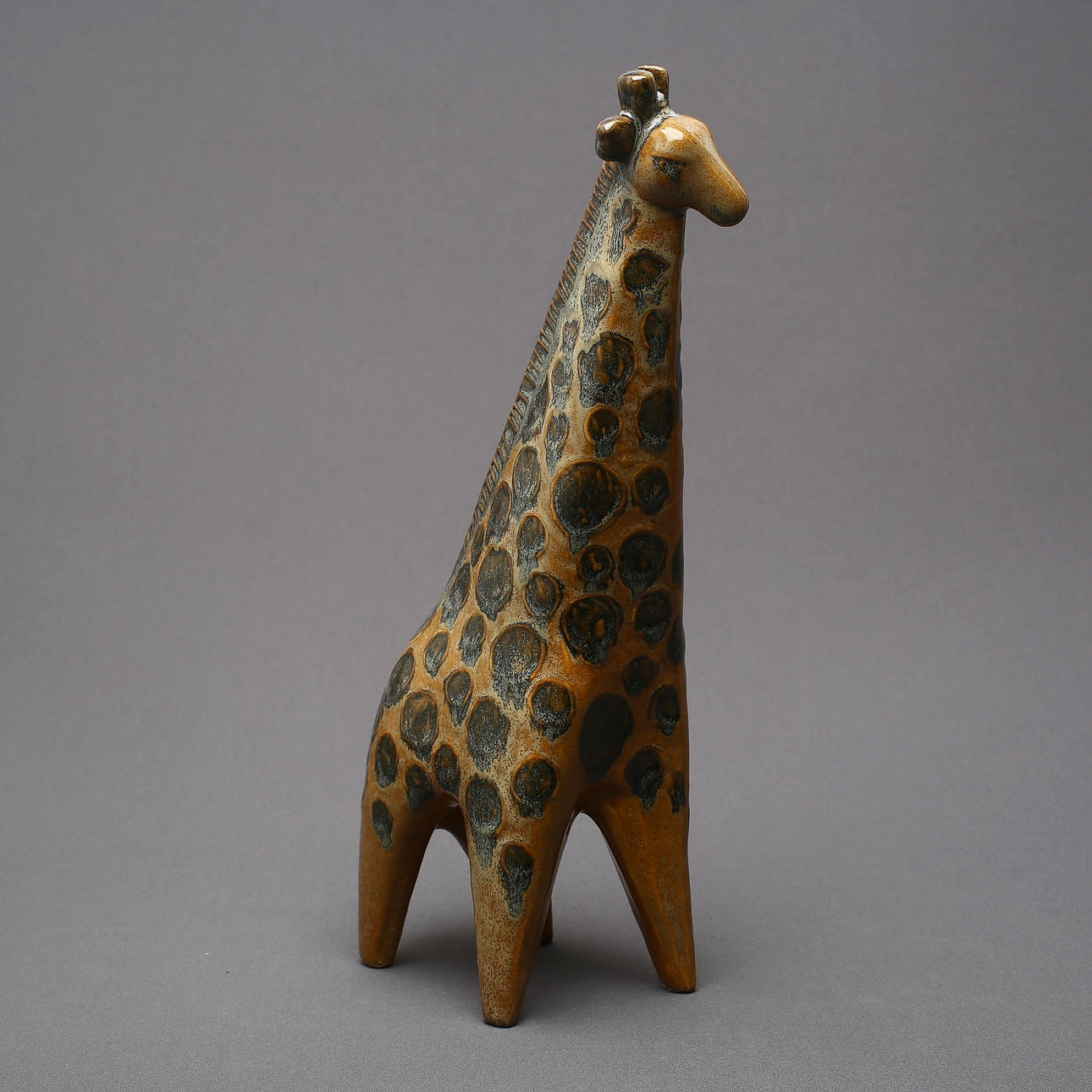 LISA LARSON. Giraffe, stoneware, from the series 