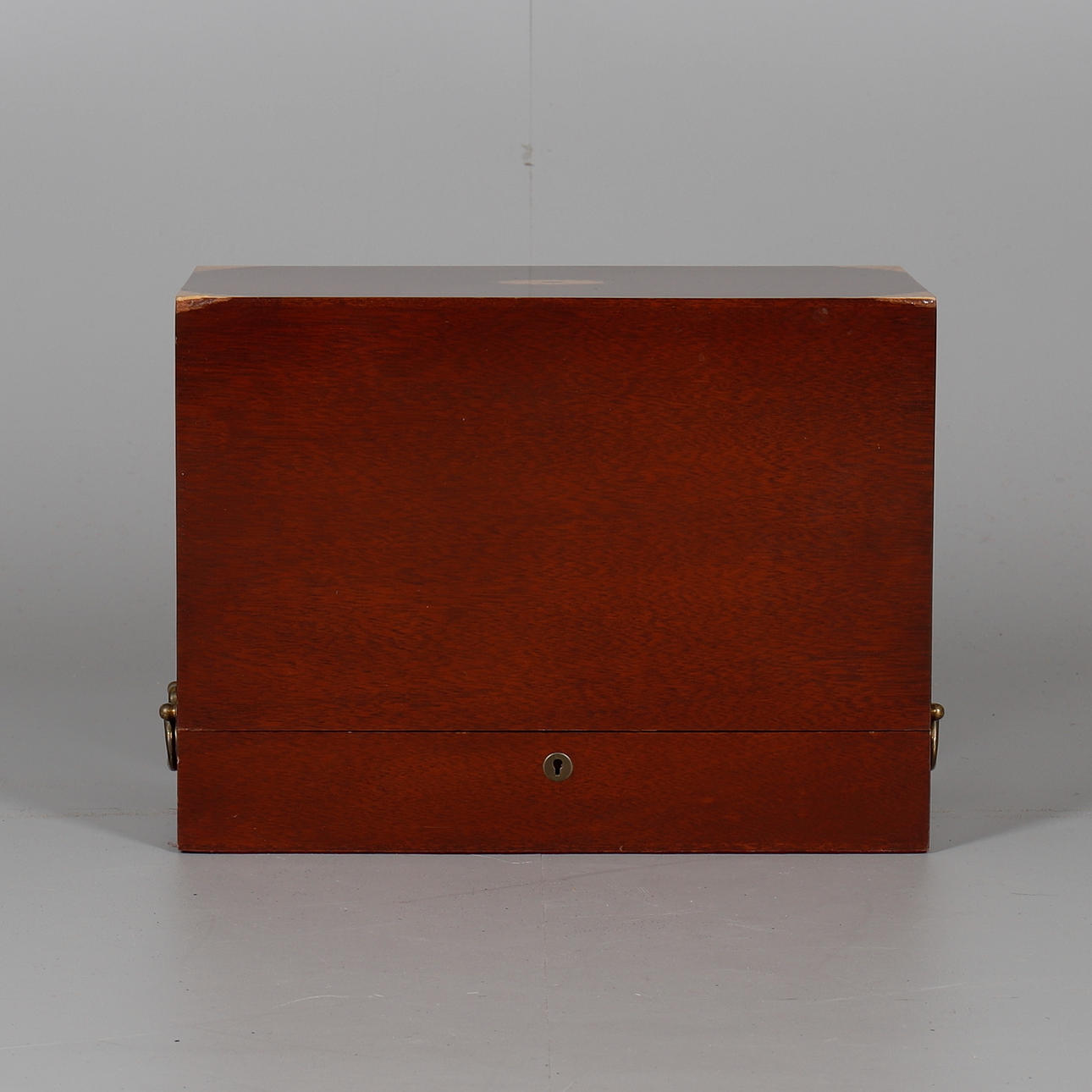 AN ASPREY MAHOGANY DECANTER BOX.