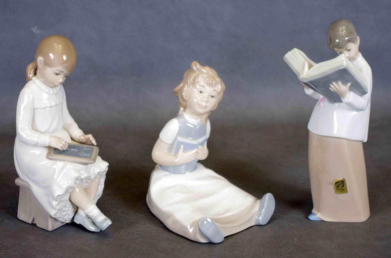 PORSLINSFIGURER, 3 STYCKEN, Nau samt Rosal.