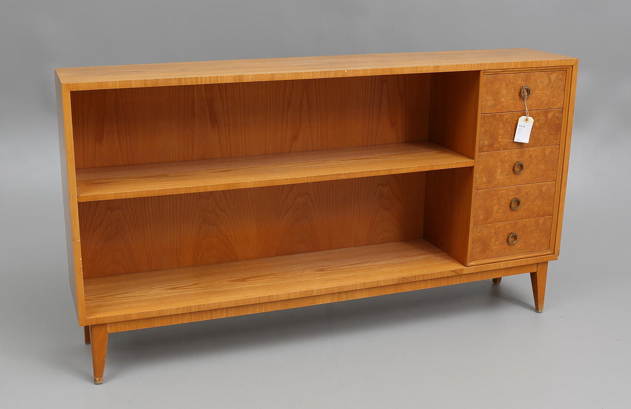 BOKHYLLA, 1900-talets första hälft/mitt. Svenska möbelfabriken, Bodafors.