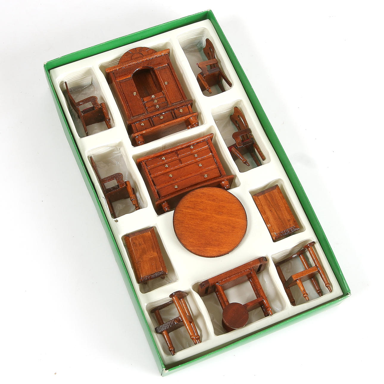 DOCKSKÅPSMÖBLER, 12 delar, trä, 1900-tal.